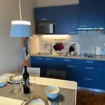 Apartman Modern Cute With Balcony, Center