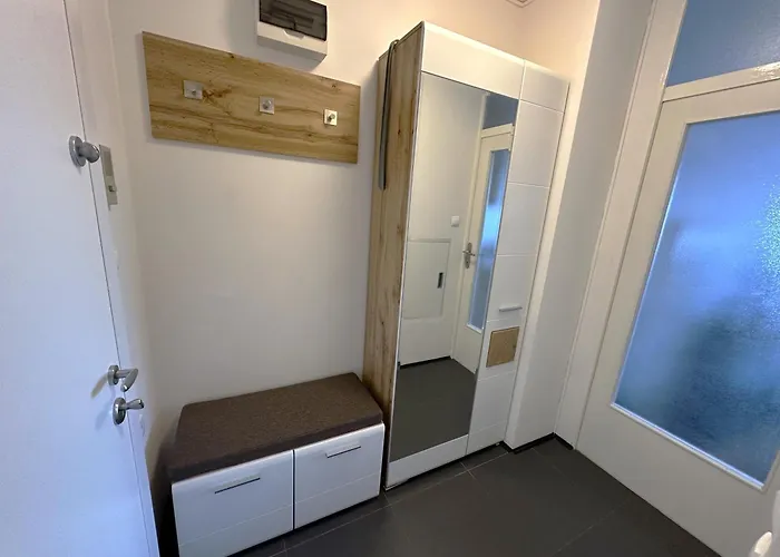 Daire Modern Cute With Balcony, Center