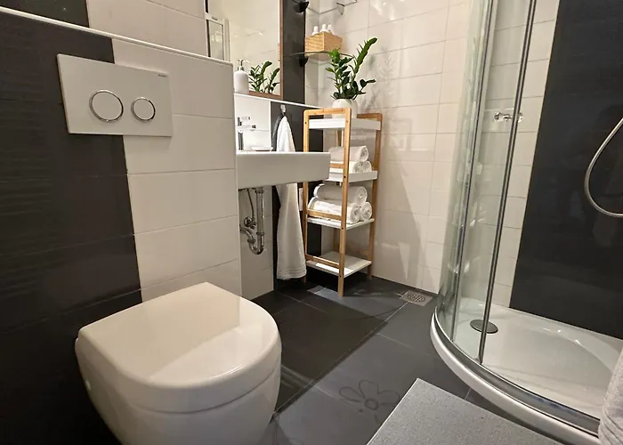 Modern Cute With Balcony, Center Apartment Ljubljana