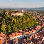 Modern Cute With Balcony, Center Ljubljana